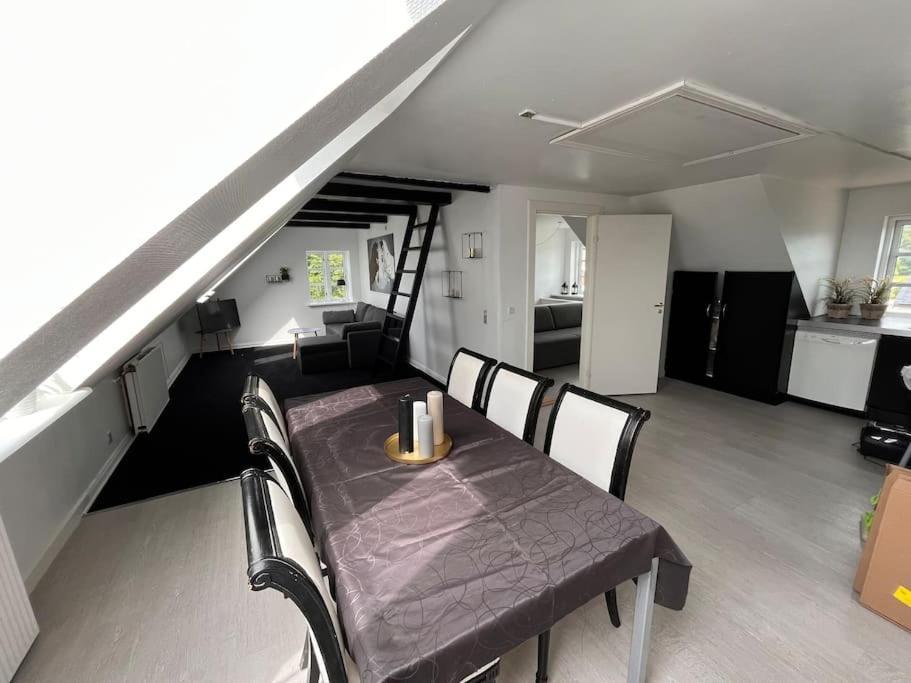 Stor Rummelig Lejlighed Med Egen P-Plads Kolding Exteriér fotografie